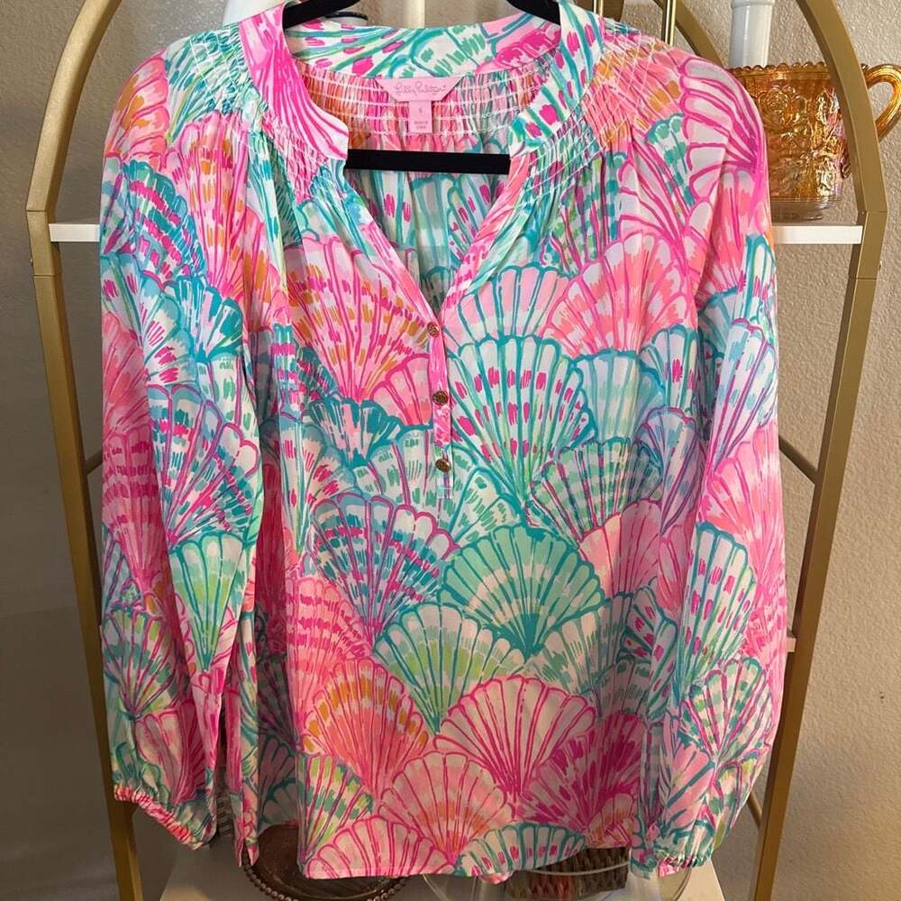 Lilly Pulitzer Elsa Silk Top in Oh Shello Shell Print